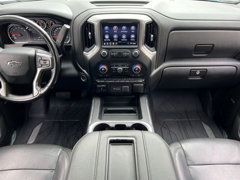 Used 2019 Chevrolet Silverado 1500 LT Trail Boss AWD/4WD image 31