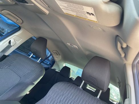 Used 2025 Toyota Camry LE image 28