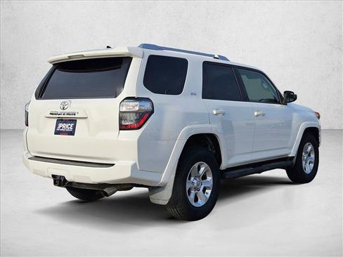 Used 2016 Toyota 4Runner SR5 image 5