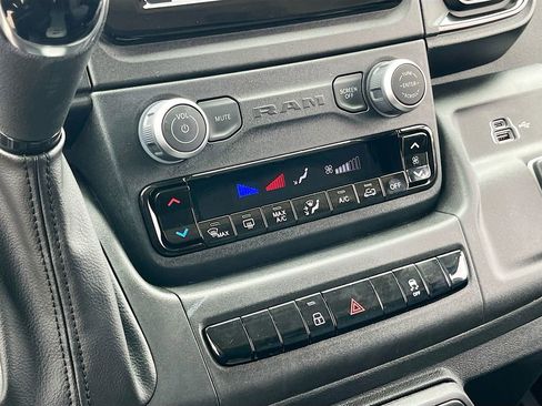 New 2026 RAM ProMaster 2500 w/ Convenience Group FWD image 15