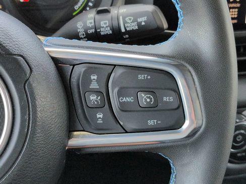 Used 2024 Jeep Wrangler High Altitude AWD/4WD image 28