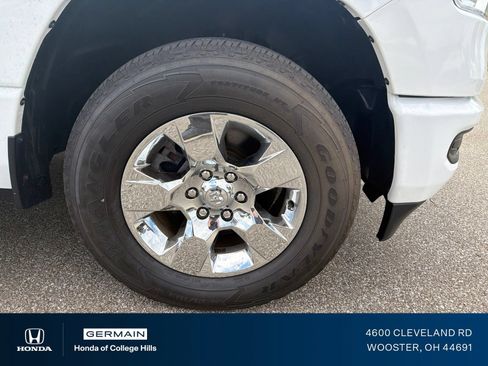 Used 2023 RAM 1500 Big Horn AWD/4WD image 2