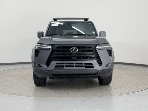 Used 2024 Lexus GX 550 w/ Accessory Package (Z1) image 6