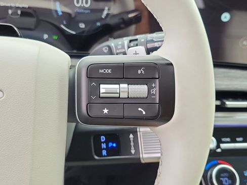 New 2025 Hyundai Santa Fe Limited image 6