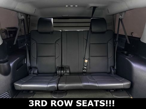 Used 2018 Chevrolet Suburban LT image 9