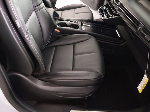 New 2026 Lincoln Corsair Premiere image 13