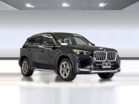 Used 2025 BMW X1 xDrive28i w/ Convenience Package AWD/4WD image 7
