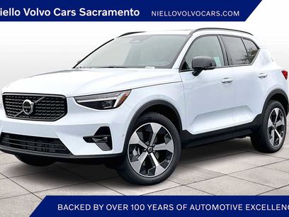 New 2026 Volvo XC40 B5 Plus w/ Protection Package Premier