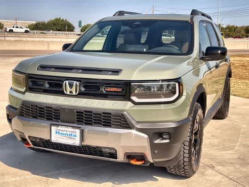 Used 2026 Honda Passport TrailSport Elite image 2