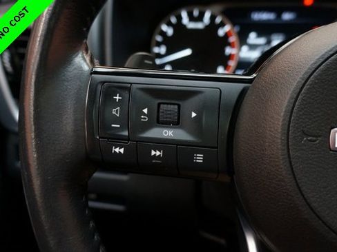 Used 2022 Nissan Rogue SV w/ SV Premium Package image 22