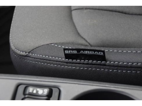 Certified 2025 Subaru Crosstrek 2.0i Premium image 35