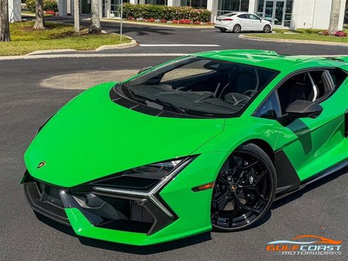 Used 2024 Lamborghini Revuelto AWD/4WD image 11