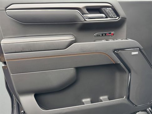 Used 2025 GMC Sierra 1500 AT4 w/ AT4 Premium Package image 20