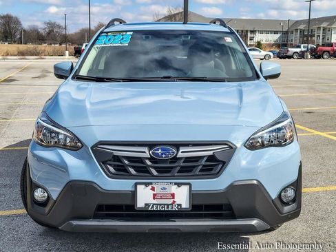 Used 2023 Subaru Crosstrek 2.0i Premium image 4