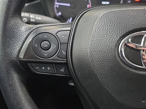 Used 2025 Toyota Corolla LE FWD image 16