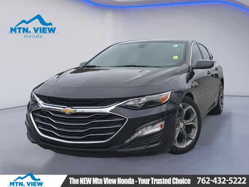 Used 2022 Chevrolet Malibu LT image 1