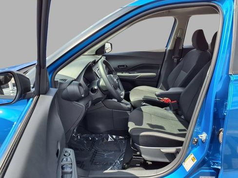 Used 2025 Nissan Kicks Play S FWD image 23