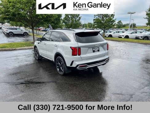 Certified 2022 Kia Sorento SX FWD image 8