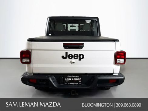 Used 2024 Jeep Gladiator Sport image 6