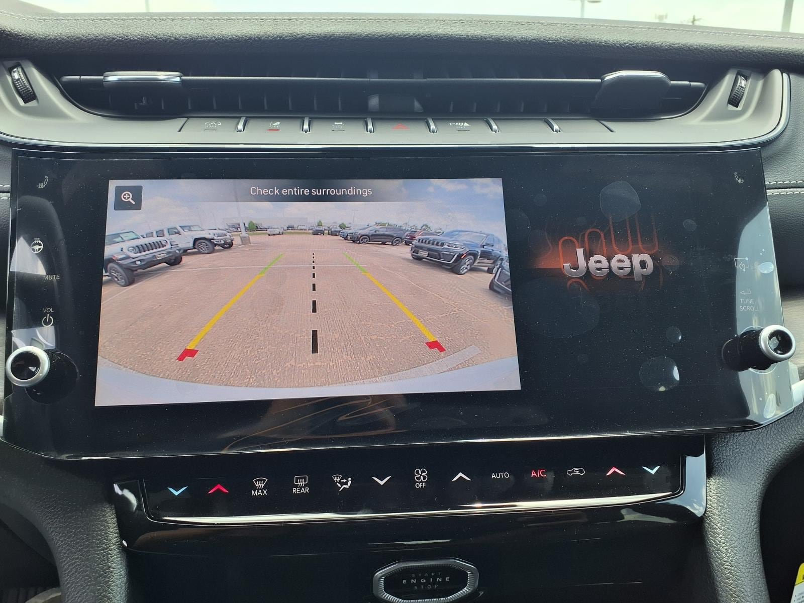 New 2026 Jeep Grand Cherokee Altitude AWD/4WD image 15