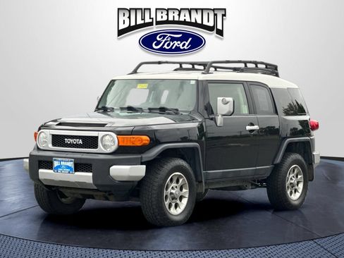 Used 2012 Toyota FJ Cruiser 4WD w/ Convenience Pkg image 6