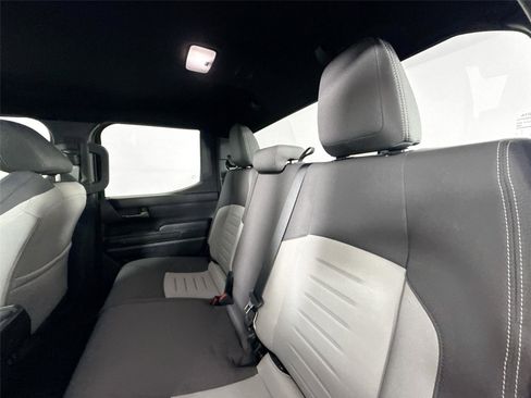 Certified 2025 Toyota Tacoma TRD Sport AWD/4WD image 28