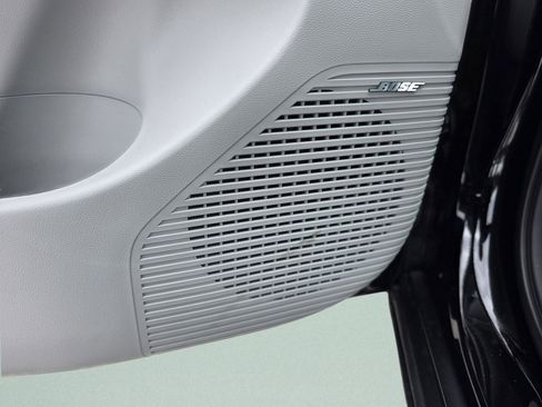 New 2026 Hyundai Kona Limited FWD image 17