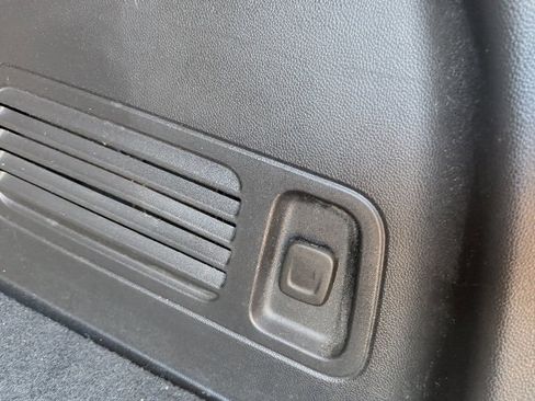 Used 2020 Buick Enclave Avenir w/ Avenir Technology Package image 13