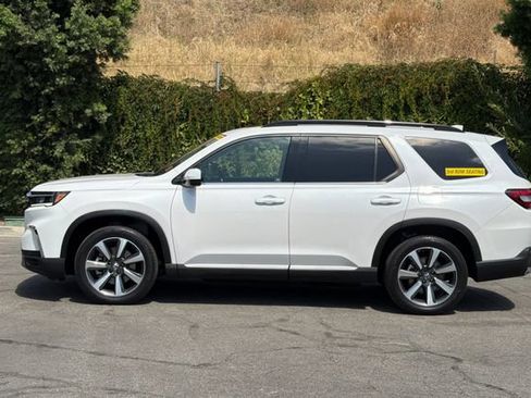 Certified 2024 Honda Pilot Elite image 7