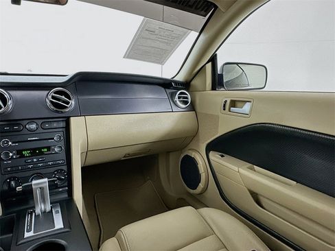 Used 2008 Ford Mustang GT image 18