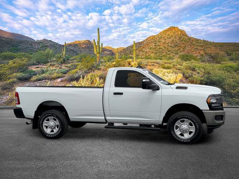 Used 2024 RAM 3500 Tradesman w/ Snow Chief Group AWD/4WD image 3