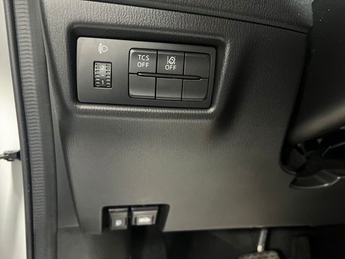 Used 2018 MAZDA CX-5 Sport w/ I-ACTIVSENSE Package image 13