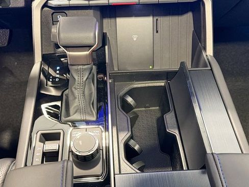 New 2026 Toyota Tundra Platinum image 14