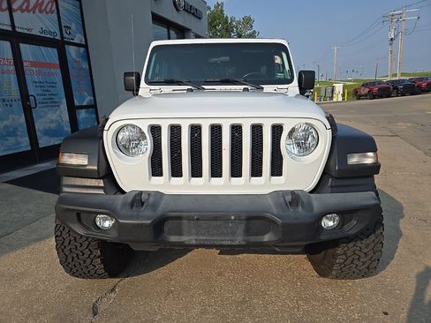 Used 2019 Jeep Wrangler Unlimited Sport S AWD/4WD image 16