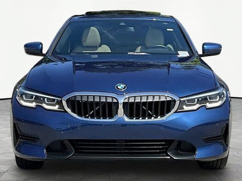 Used 2021 BMW 330i Sedan w/ Convenience Package RWD image 2