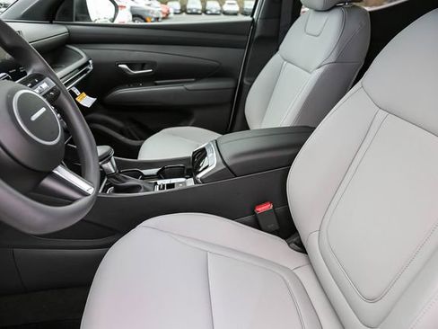 New 2025 Hyundai Santa Cruz SEL image 17