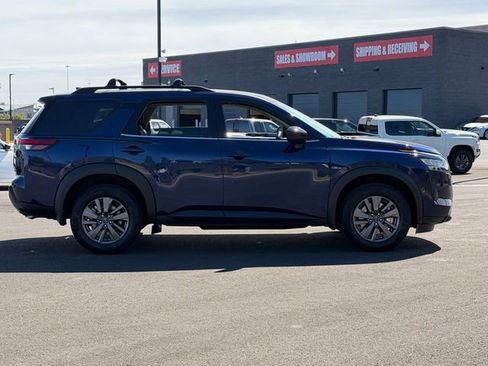 New 2026 Nissan Pathfinder SV AWD/4WD image 7