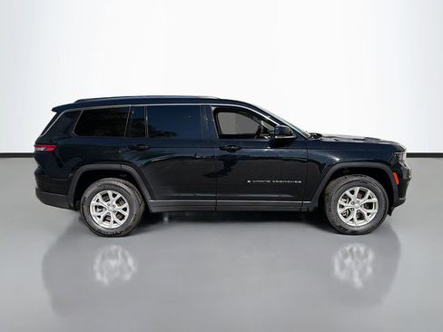 Used 2023 Jeep Grand Cherokee L Limited AWD/4WD image 4