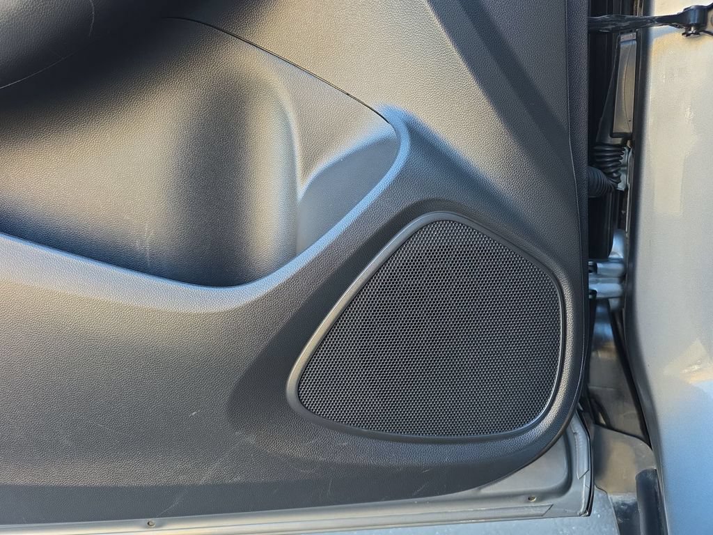 Used 2023 Buick Encore GX Preferred w/ Cold Weather Comfort Package FWD image 25