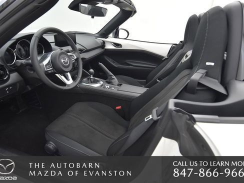 Certified 2025 MAZDA MX-5 Miata Club image 24