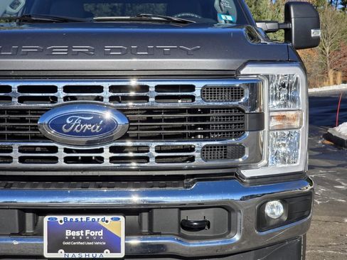 Used 2024 Ford F250 XLT image 3
