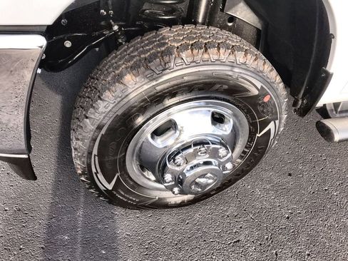 New 2026 RAM 3500 Tradesman image 10