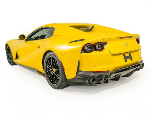 Used 2022 Ferrari 812 GTS RWD image 4