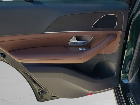 Used 2024 Mercedes-Benz GLE 350 4MATIC image 28