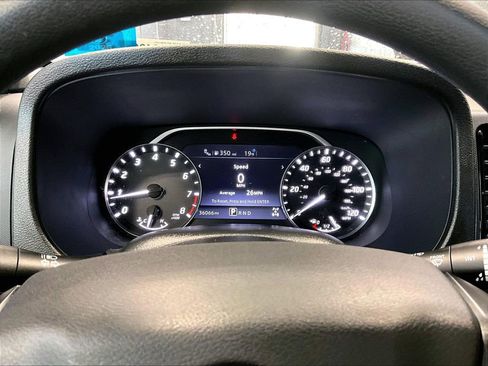 Used 2023 Nissan Frontier SV w/ Midnight Edition Package image 15