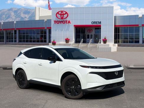 Used 2025 Nissan Murano SV AWD/4WD image 1
