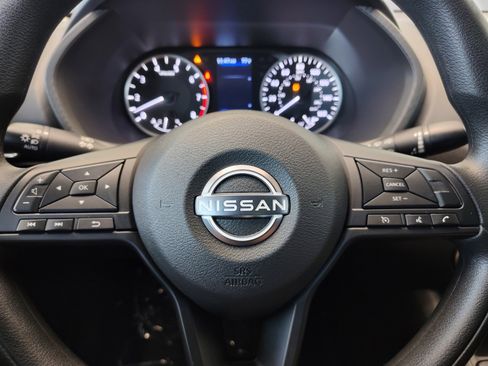 Used 2025 Nissan Sentra S FWD image 19