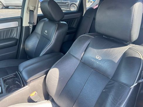 Used 2006 INFINITI M45 Sport w/ (J02) Journey Sport Pkg RWD image 9