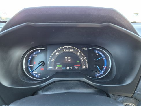 Used 2023 Toyota RAV4 XLE w/ Convenience Package image 20