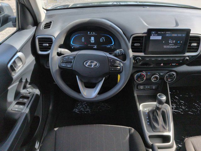 Used 2026 Hyundai Venue SE FWD image 15